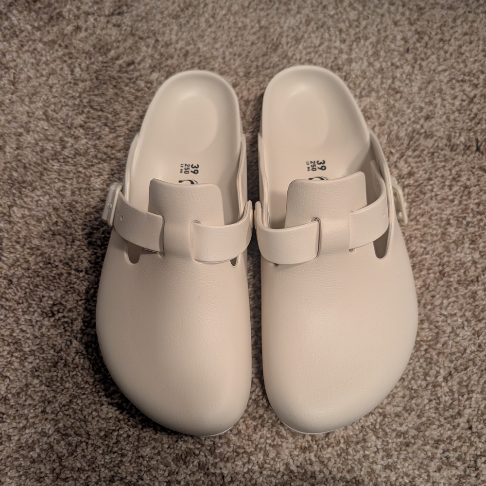 Women's Birkenstock White Clogs